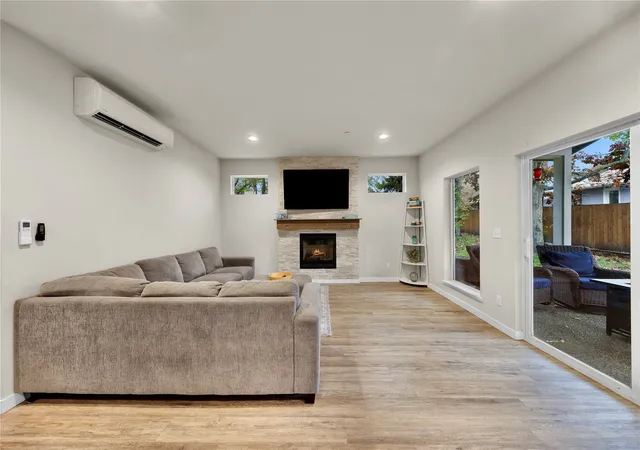 Photo 2 of Single family home for sale at 535 SE 3rd Court, Oak Harbor, WA 98277 | MLS# NWM2598488 | Listing updated on 2026-10-29