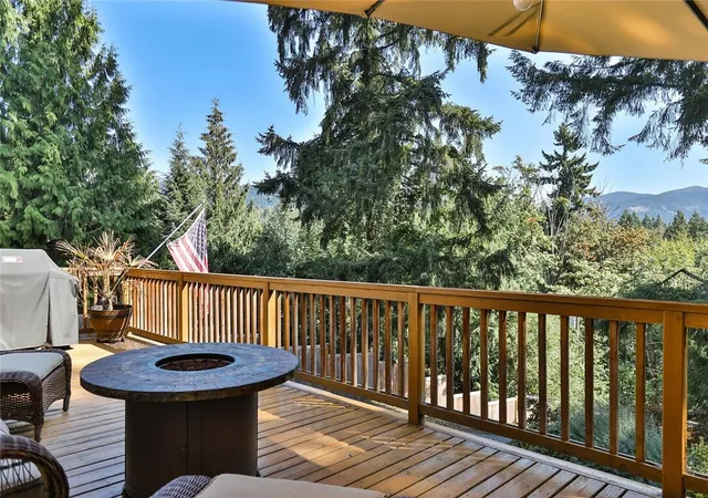 Photo 2 of Single family home for sale at 14629 204th Avenue SE, Renton, WA 98059 | MLS# NWM2598521 | Listing updated on 2026-10-29