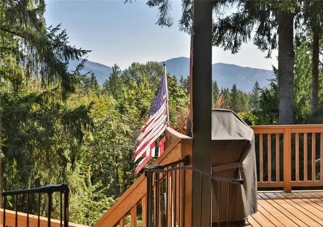 Photo 4 of Single family home for sale at 14629 204th Avenue SE, Renton, WA 98059 | MLS# NWM2598521 | Listing updated on 2026-10-29