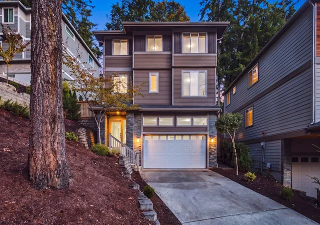 Photo 1 of Single family home for sale at 1322 210th Avenue Ne, Sammamish, WA 98074 | MLS# NWM2598553 | Listing updated on 2026-10-28