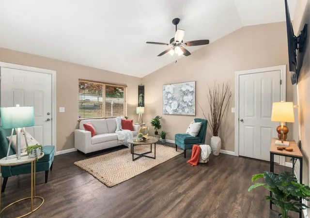 Photo 3 of Single family home for sale at 2801 Mcclain Ave, Bremerton, WA 98310 | MLS# NWM2598576 | Listing updated on 2026-10-28