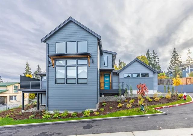Photo 1 of Single family home for sale at 1122 Divine Ln, Bellingham, WA 98229 | MLS# NWM2598594 | Listing updated on 2026-10-28