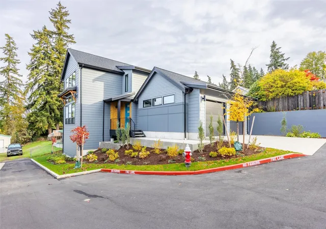 Photo 3 of Single family home for sale at 1122 Divine Ln, Bellingham, WA 98229 | MLS# NWM2598594 | Listing updated on 2026-10-28