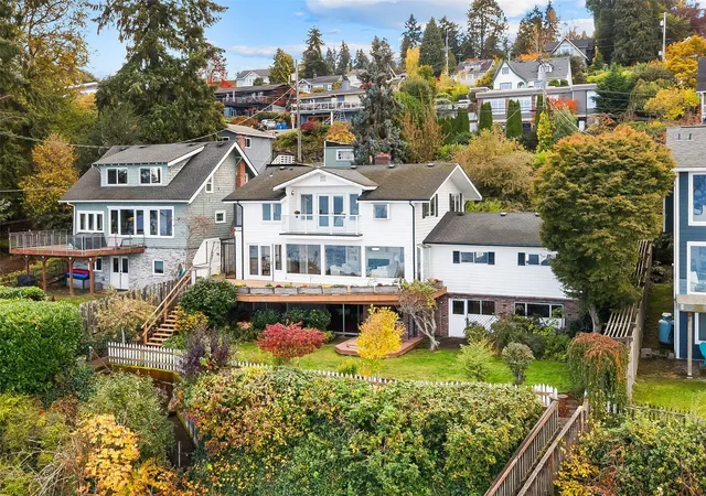 Photo 2 of Single family home for sale at 1717 Markham Ave NE, Tacoma, WA 98422 | MLS# NWM2598638 | Listing updated on 2026-10-30