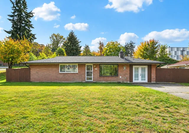 Single family home for sale at 1649 S 223rd Street, Des Moines, WA 98198 | MLS# NWM2598648