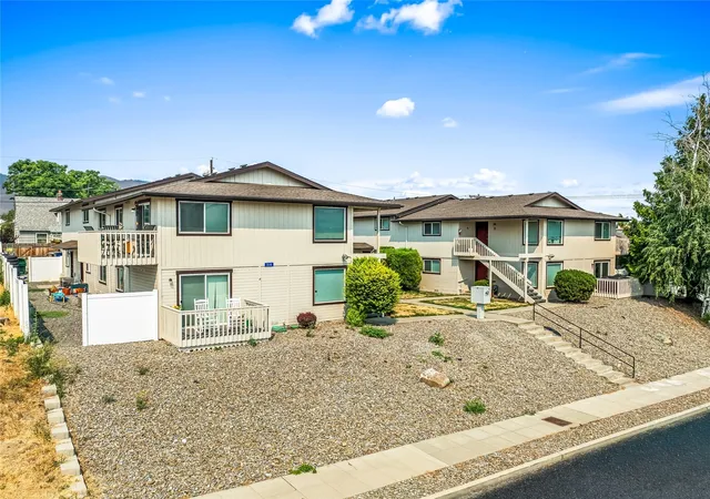 Photo 1 of House for sale at 120 N Miller St, Wenatchee, WA 98801 | MLS# NWM2598658 | Listing updated on 2026-10-28