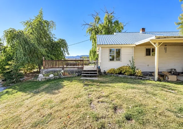 Photo 3 of Single family home for sale at 1548 Old Hwy 97, Okanogan, WA 98840 | MLS# NWM2598659 | Listing updated on 2026-10-29