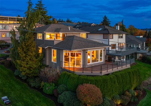 Photo 1 of Single family home for sale at 701 N 30th Street, Renton, WA 98056 | MLS# NWM2598661 | Listing updated on 2026-10-30