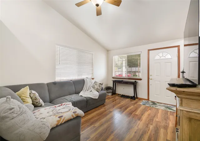 Photo 2 of Single family home for sale at 329 N Barker St, Mount Vernon, WA 98273 | MLS# NWM2598705 | Listing updated on 2026-10-29