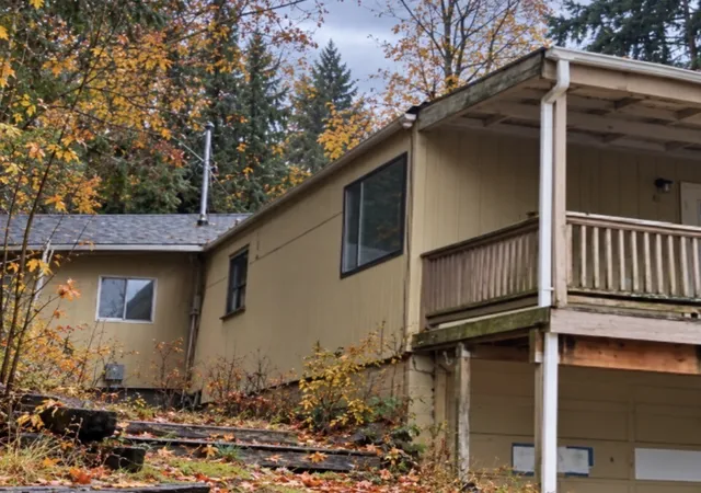 Photo 1 of Single family home for sale at 911 Allen Dr, Kelso, WA 98626 | MLS# NWM2598727 | Listing updated on 2026-10-28