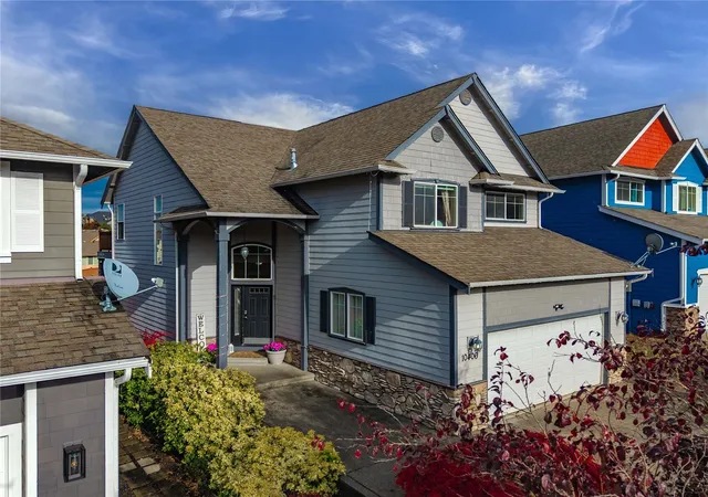Photo 3 of Single family home for sale at 10406 178th Avenue E, Bonney Lake, WA 98391 | MLS# NWM2598761 | Listing updated on 2026-10-29