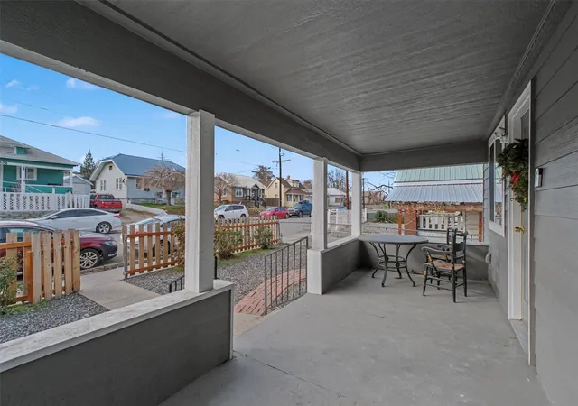 Photo 3 of Multi family home for sale at 533 Methow #A,B,C, Wenatchee, WA 98801 | MLS# NWM2598775 | Listing updated on 2026-10-28