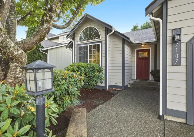 Photo 4 of Single family home for sale at 7107 Southwick Ct SW, Olympia, WA 98512 | MLS# NWM2598826 | Listing updated on 2026-10-28