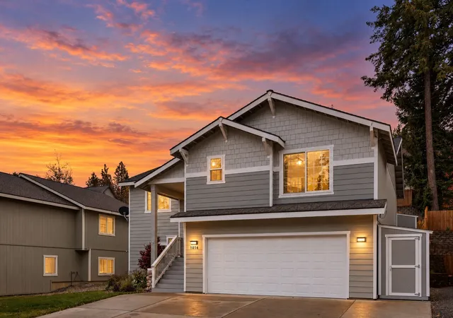 Photo 1 of Single family home for sale at 1014 Denny Ave, Cle Elum, WA 98922 | MLS# NWM2598833 | Listing updated on 2026-10-29