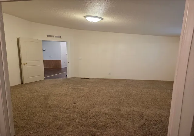 Photo 4 of Manufactured home for sale at 1019 Stanford Dr #9, Cosmopolis, WA 98537 | MLS# NWM2598840 | Listing updated on 2026-10-29