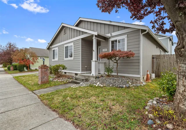 Single family home for sale at 1141 NE Cordero Pl, Oak Harbor, WA 98277 | MLS# NWM2598850