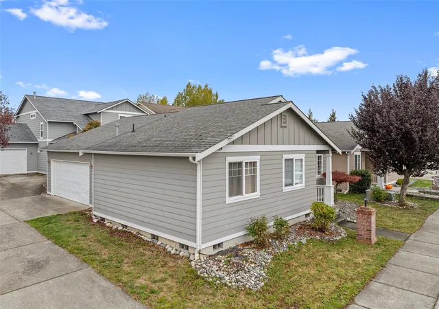 Photo 1 of Single family home for sale at 1141 NE Cordero Pl, Oak Harbor, WA 98277 | MLS# NWM2598850 | Listing updated on 2026-10-29