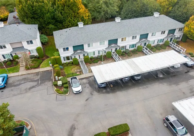 Photo 2 of Townhouse for sale at 4016 Sw 7th Street #B108, Puyallup, WA 98373 | MLS# NWM2598861 | Listing updated on 2026-10-28
