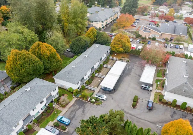 Photo 3 of Townhouse for sale at 4016 Sw 7th Street #B108, Puyallup, WA 98373 | MLS# NWM2598861 | Listing updated on 2026-10-28