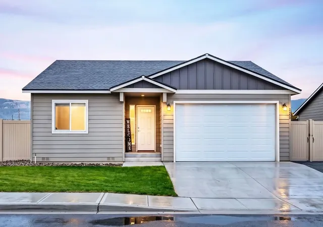 Single family home for sale at 2450 3rd Street SE, East Wenatchee, WA 98802 | MLS# NWM2598865