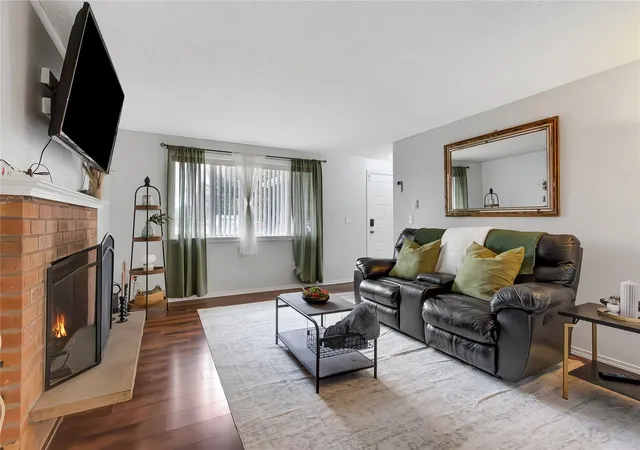 Photo 2 of Single family home for sale at 6627 E K St, Tacoma, WA 98404 | MLS# NWM2598870 | Listing updated on 2026-10-28
