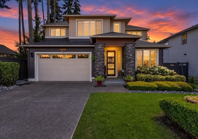 Single family home for sale at 12067 SE 305th Place, Auburn, WA 98092 | MLS# NWM2598893 | Listing updated on 2026-10-28