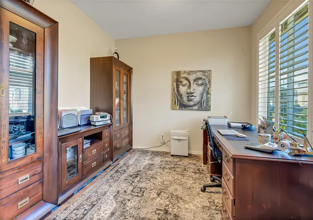 Photo 2 of Single family home for sale at 12067 SE 305th Place, Auburn, WA 98092 | MLS# NWM2598893 | Listing updated on 2026-10-28