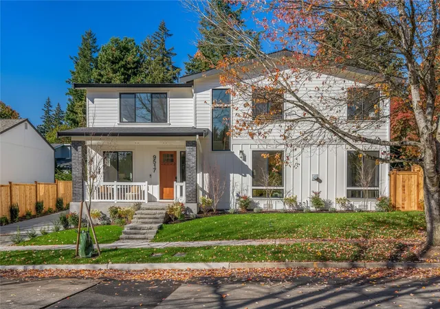 Photo 1 of Single family home for sale at 9517 117th Place NE, Kirkland, WA 98033 | MLS# NWM2598906 | Listing updated on 2026-10-29