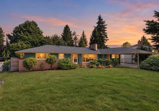 Photo 1 of Single family home for sale at 11303 1st Place W, Everett, WA 98204 | MLS# NWM2598912 | Listing updated on 2026-10-29