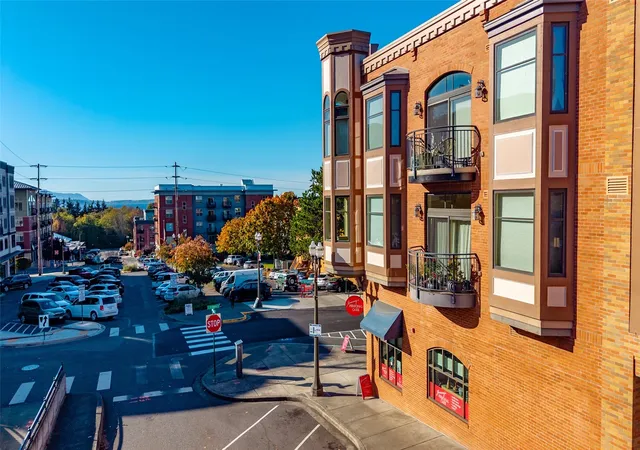 Condo for sale at 1101 Mckenzie Ave #Y-203, Bellingham, WA 98225 | MLS# NWM2598951