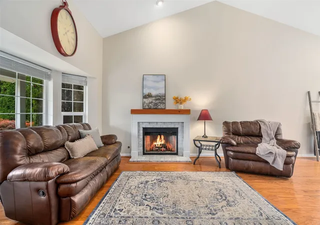 Photo 4 of Single family home for sale at 14306 121st Avenue Ct E, Puyallup, WA 98374 | MLS# NWM2598968 | Listing updated on 2026-10-29
