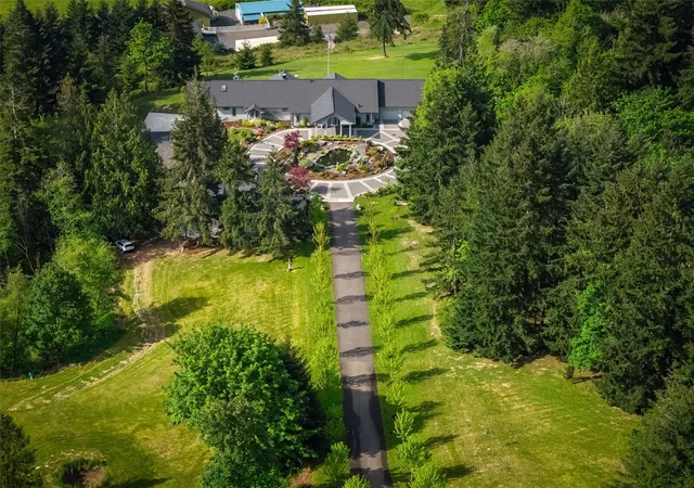 Photo 4 of Single family home for sale at 217 Alderwood Dr, Chehalis, WA 98532 | MLS# NWM2598970 | Listing updated on 2026-10-29