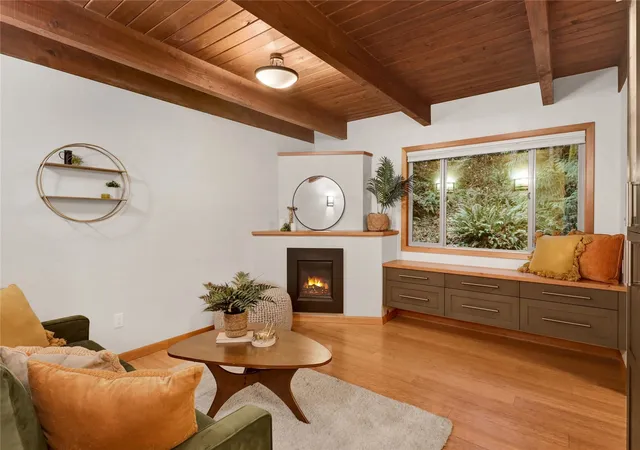Photo 1 of Single family home for sale at 4248 Ridgewood Ave, Bellingham, WA 98229 | MLS# NWM2598977 | Listing updated on 2026-10-29