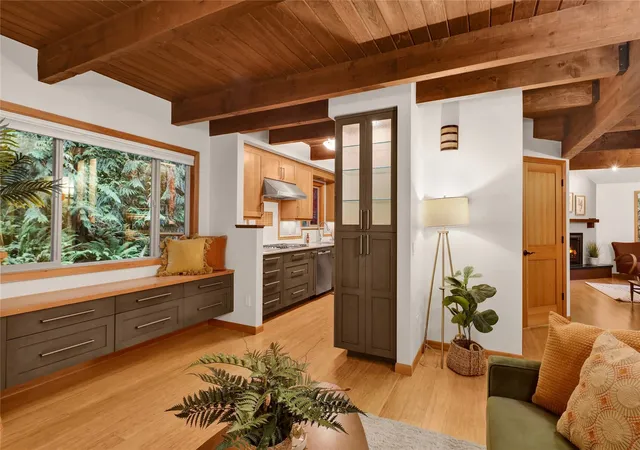 Photo 2 of Single family home for sale at 4248 Ridgewood Ave, Bellingham, WA 98229 | MLS# NWM2598977 | Listing updated on 2026-10-29
