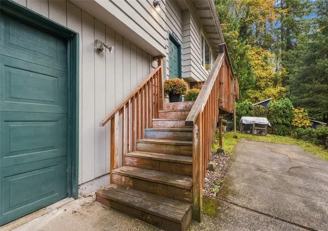 Photo 4 of Single family home for sale at 4456 Sunset Way, Longview, WA 98632 | MLS# NWM2599014 | Listing updated on 2026-10-29