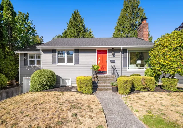 Photo 1 of Single family home for sale at 8039 40th Avenue Ne, Seattle, WA 98115 | MLS# NWM2599038 | Listing updated on 2026-10-29