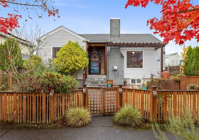 Photo 1 of Single family home for sale at 3115 N Ferdinand St, Tacoma, WA 98407 | MLS# NWM2599058 | Listing updated on 2026-10-30