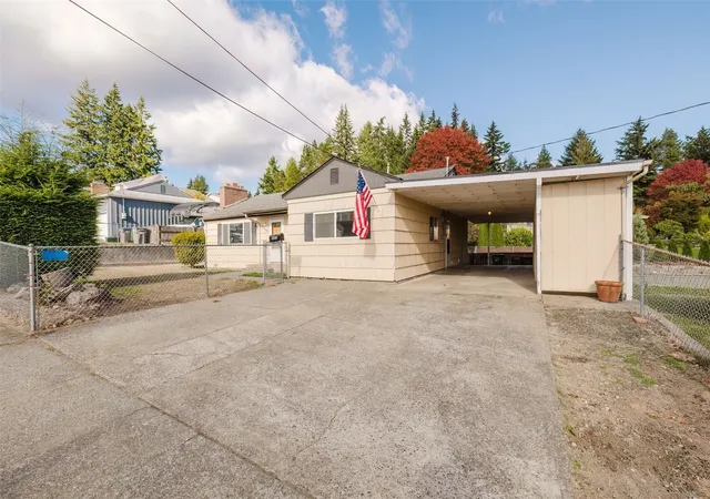 Photo 1 of Single family home for sale at 1924 Ne Virginia St, Bremerton, WA 98310 | MLS# NWM2599072 | Listing updated on 2026-10-28