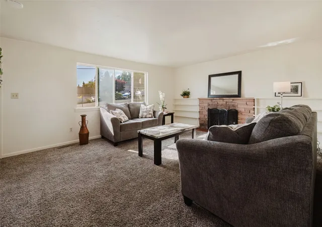 Photo 3 of Single family home for sale at 1924 NE Virginia St, Bremerton, WA 98310 | MLS# NWM2599072 | Listing updated on 2026-10-28