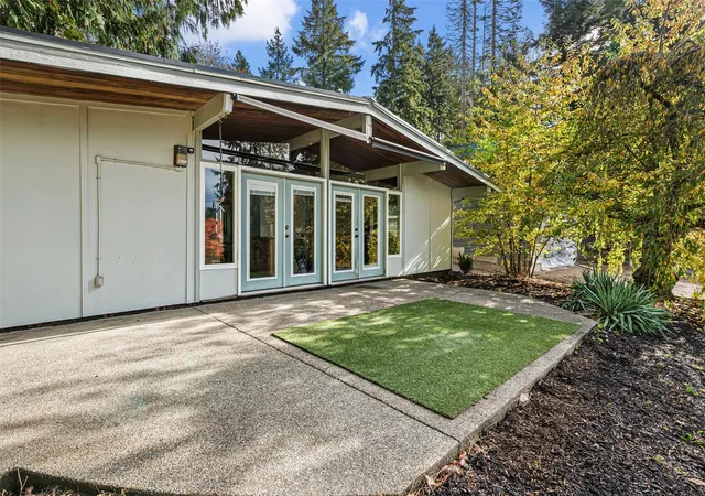 Photo 3 of Single family home for sale at 2411 Carpenter Rd SE, Lacey, WA 98503 | MLS# NWM2599149 | Listing updated on 2026-10-29