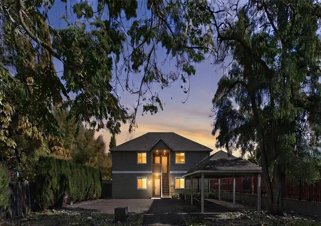 Photo 1 of Condo for sale at 1005 Cascade St #A, Wenatchee, WA 98801 | MLS# NWM2599172 | Listing updated on 2026-10-30