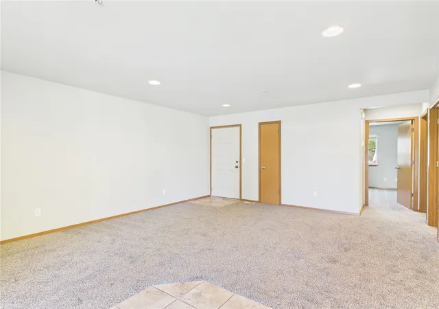 Photo 4 of Condo for sale at 1005 Cascade St #A, Wenatchee, WA 98801 | MLS# NWM2599172 | Listing updated on 2026-10-30