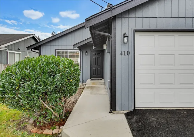 Photo 1 of Single family home for sale at 410 175th Street S, Spanaway, WA 98387 | MLS# NWM2599190 | Listing updated on 2026-10-29