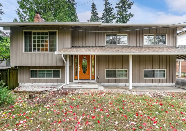 Single family home for sale at 7850 132nd Avenue NE, Redmond, WA 98052 | MLS# NWM2599192