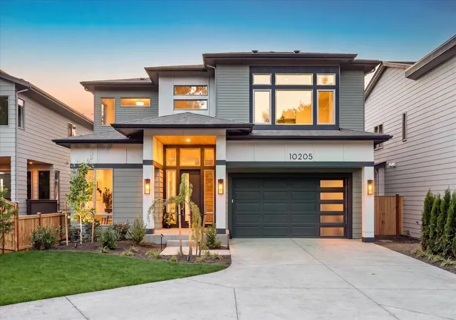 Single family home for sale at 10205 125th Avenue NE, Kirkland, WA 98033 | MLS# NWM2599202