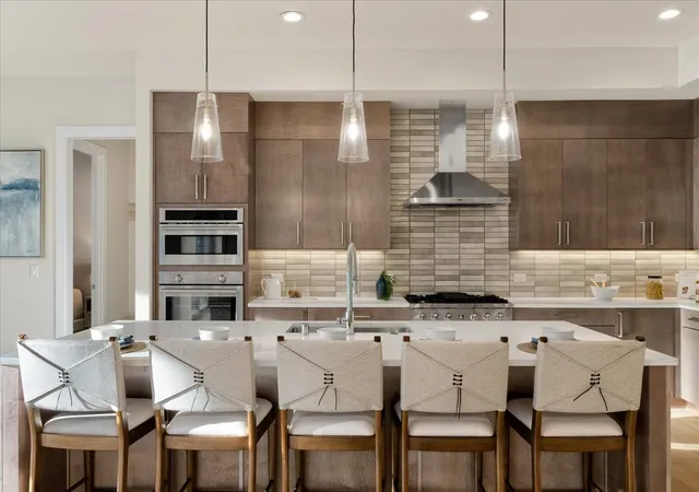 Photo 4 of Single family home for sale at 10205 125th Avenue NE, Kirkland, WA 98033 | MLS# NWM2599202 | Listing updated on 2026-10-30