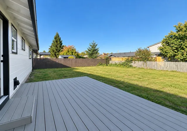 Photo 2 of Single family home for sale at 24436 13th Place S, Des Moines, WA 98198 | MLS# NWM2599220 | Listing updated on 2026-10-29