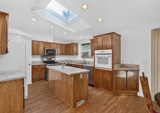 Photo 4 of Manufactured home for sale at 19607 100th Avenue Ct E #58, Graham, WA 98338 | MLS# NWM2599235 | Listing updated on 2026-10-30