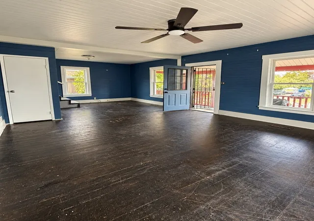 Photo 3 of Single family home for sale at 4409 S Hudson St, Seattle, WA 98118 | MLS# NWM2599239 | Listing updated on 2026-10-29