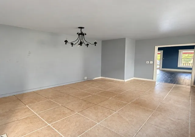 Photo 4 of Single family home for sale at 4409 S Hudson St, Seattle, WA 98118 | MLS# NWM2599239 | Listing updated on 2026-10-29